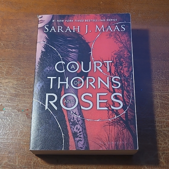 Other - Out Of Print A Court of Thorns and Roses Book Sarah J MAAS